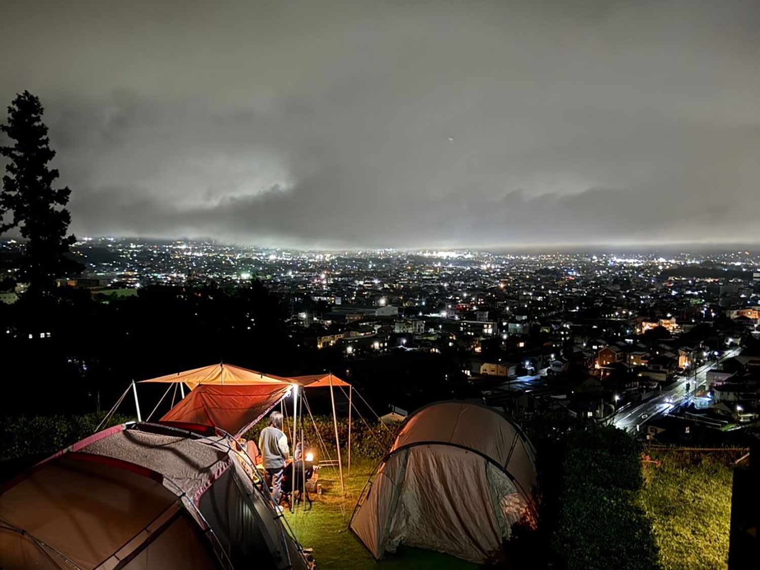 富士山と夜景のキャンプ場 桂の森 CAMPERS FIELD